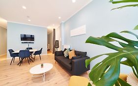 Design Apartment I Innenstadt I Kueche I Wifi